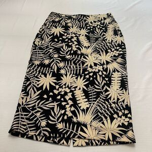Carine Roitfeld Paris Uniqlo Palm Skirt Size 2